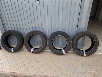 4 PNEUMATICI ESTIVI