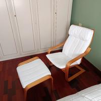 IKEA Poang poltrona e poggiapiedi