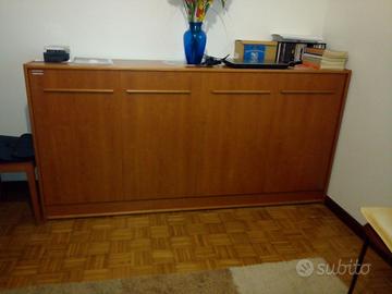 mobile letto arredo in legno ciliegio euro 90