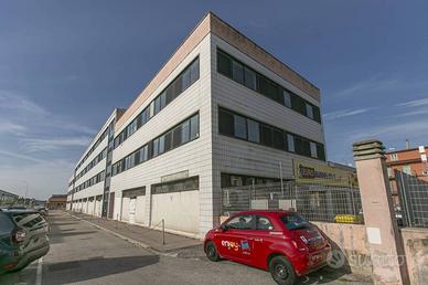 Immobile di 50 m² con 2 locali a Pomezia