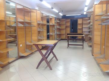 Arredamento negozio