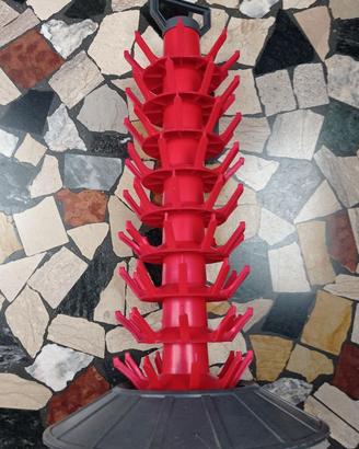SCOLA BOTTIGLIE DI PLASTICA ROSSA