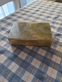 scatola in onice vintage 