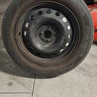 gomme piu cerchi in ferro e copricerchi 