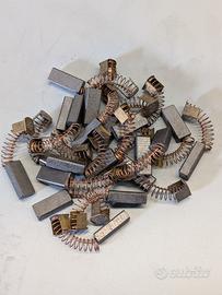 Spazzole Carboncino Motore 9x22x6 mm Lotto 20 pz