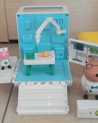 PEPPA PIG AMBULANZA + BARCA NONNO PIG COME NUOVI