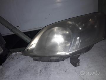 FARO ANTERIORE SINISTRO PEUGEOT Bipper 1Â° Serie 4