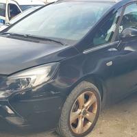 Ricambi Opel Zafira 2.0 D del 2012