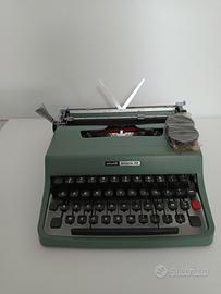 Olivetti  lettera 32