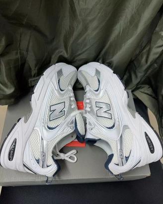 New Balance 530 White Silver Navy 44