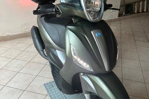 scooter Beverly 300e