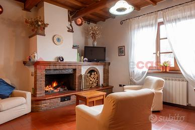 Appartamento Piazza al Serchio [UG472DVVRG]