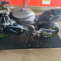 Yamaha YZF R1 - 2005