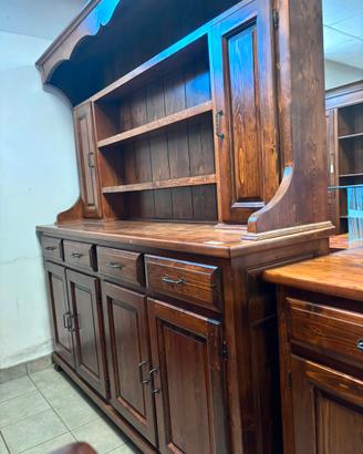Credenza rustica in abete