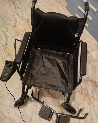 Sedia a rotelle elettrica