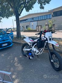 Husqvarna sms 125 4 tempi