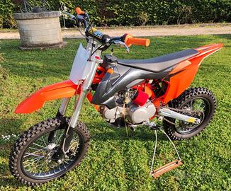 Pit Bike 125 4T replica KTM (2018)