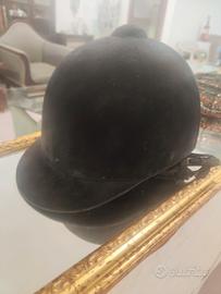 Cappello da Fantino in Velluto