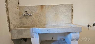Lavello genovese antico in marmo  142×50 cm – €950