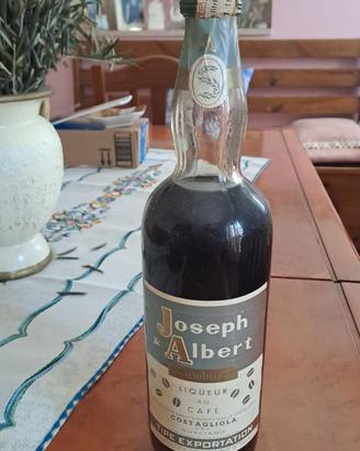 Joseph  Albert liquore