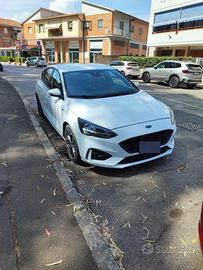 Ford Focus ST-line