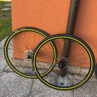 Ruote bici Triban rc520, corsa o gravel