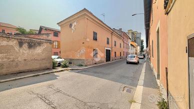 CASA SEMINDIPENDENTE A NOVI LIGURE