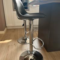 Set di 4 sgabelli girevoli in ecopelle