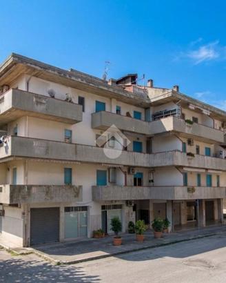 2 LOCALI A MARTINSICURO