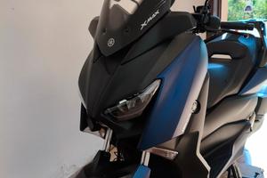 xmax 300 2019