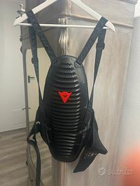 Paraschiena Dainese con bretelle
