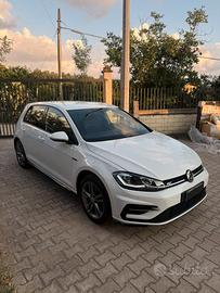 Golf 7.5 R Line 1.6 Full Dynaudio Camera