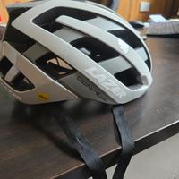 casco lazer genesis mips