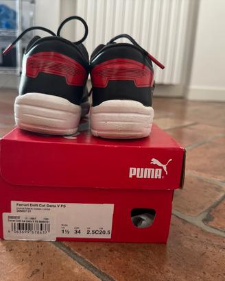 Scarpe puma con logo ferrari 34