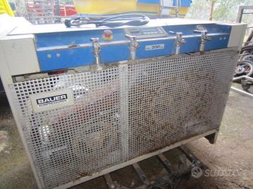 Compressore BAUER sub bombole