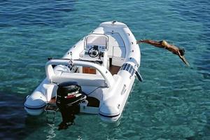 Gommone con skipper gita giornaliera