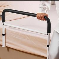 Attrezzatura per anziani