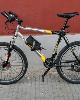 Mountain bike Scott