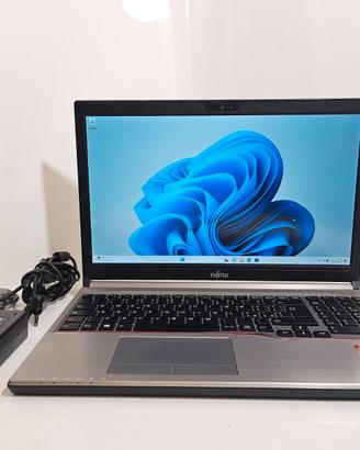 FUJITSU Lifebook e754 Intel i7-4712MQ 2,3Ghz 15,6"