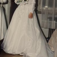 Vestito da sposa sartoriale fatto a mano