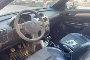opel tigra 2005
