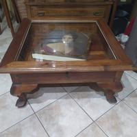 tavolino basso portaoggetti 