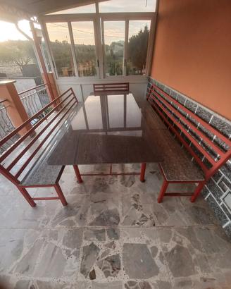 tavoli piu panche 