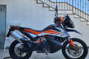 KTM 690 Adventure R