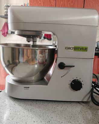 Impastatrice regalata e utilizzata una sola volta