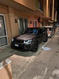 Range rover evoque se