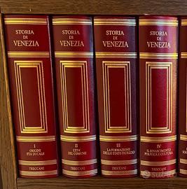 Libri- Storia di Venezia Treccani
