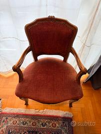 Poltroncina d’epoca legno e velluto