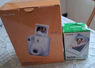 Macchina fotografica istantanea