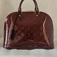 Borsa Louis Vuitton Alma PM bordeaux